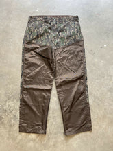Load image into Gallery viewer, Vintage Trebark Camo Brush Pants (XL)