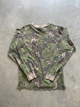 Load image into Gallery viewer, Vintage Mossy Oak Dull Foliage Camo Long Sleeve Shirt (S/M)