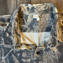 Load image into Gallery viewer, Vintage Mossy Oak Breakup Camo Button Up Shirt (XL)