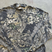 Load image into Gallery viewer, Vintage Mossy Oak Breakup Camo Mock Neck Shirt (2XL)