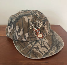 Load image into Gallery viewer, 90’s Mossy Oak Treestand Deer Logo Snapback Hat 🇺🇸