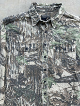 Load image into Gallery viewer, 90’s Rattlers Brand Realtree Camo Chamios Shirt (L) 🇺🇸