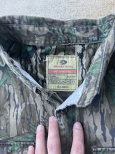 Load image into Gallery viewer, Mossy Oak Greenleaf Camo Button Up Shirt (2XL)