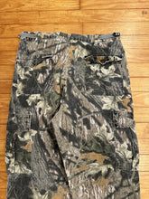Load image into Gallery viewer, Vintage MossyOak Breakup Camo Adjustable Waist Pants (30-34x31)