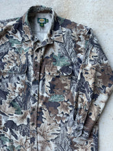 Load image into Gallery viewer, Vintage Cabela’s Realtree Advantage Camo Heavy Duty Canvas Button-Up Shirt (2XL)