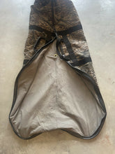 Load image into Gallery viewer, Vintage Mossy Oak Treestand Camo Bow Case