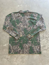 Load image into Gallery viewer, Vintage Mossy Oak Shadow Leaf Camo Mockneck Shirt (L)