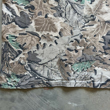 Load image into Gallery viewer, Vintage Distressed Realtree Advantage Camo Shirt (S)