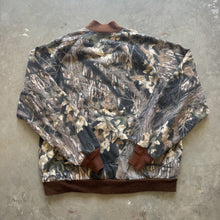Load image into Gallery viewer, Vintage Mossy Oak Breakup Camo Louisiana Wildlife Agents Association Bomber Jacket (L)