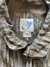 Load image into Gallery viewer, Vintage Trophy Club Realtree Camo Bomber Jacket (2XL)