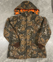 Load image into Gallery viewer, Mossy Oak Fall Foliage Quilted Reversible Coat (XXL)