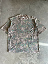 Load image into Gallery viewer, Vintage Mossy Oak Greenleaf Camo T-Shirt (XL)