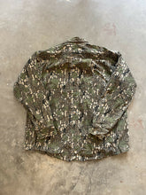 Load image into Gallery viewer, Vintage Trebark Camo Chamois Shirt (L)