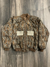 Load image into Gallery viewer, Vintage Columbia Mossy Oak Original Bottomland Camo Puff Shell Jacket (S)