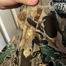 Load image into Gallery viewer, Vintage Duofold Realtree Advantage Henley shirt