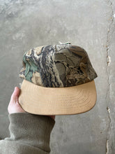 Load image into Gallery viewer, Vintage Realtree Advantage Camo Redhead Hat