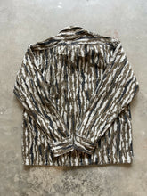 Load image into Gallery viewer, Vintage Camo Browning Snap Button Shirt (L)