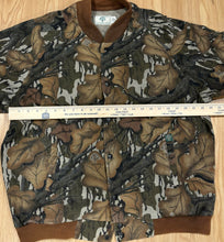 Load image into Gallery viewer, 90’s Mossy Oak Fall Foliage Jacket LARGE 🇺🇸