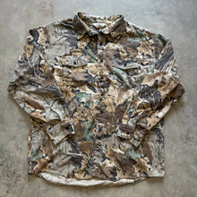 Load image into Gallery viewer, Vintage Redhead Realtree Advantage Camo Button-Up Shirt (2XL)