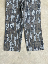 Load image into Gallery viewer, Vintage Duxbak Treebark Camo Pants
