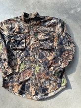 Load image into Gallery viewer, 2000s Mossy Oak Forrest Floor Lightweight Button Up (M)