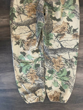 Load image into Gallery viewer, Vintage Realtree Camo Cotton Sweatpants (XL)