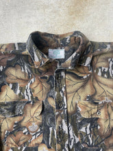 Load image into Gallery viewer, Vintage Mossy Oak Fall Foliage Camo Chamois Shirt (XL)