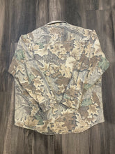 Load image into Gallery viewer, 1990’s Rattlers Brand Realtree Advantage Camo Chamois Shirt (XL)