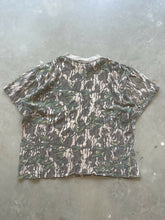 Load image into Gallery viewer, Vintage Mossy Mossy Oak Greenleaf Camo T-Shirt (XL)