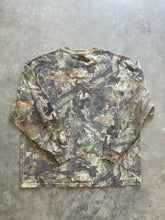 Load image into Gallery viewer, Vintage Realtree Advantage Timber Camo Long Sleeve Shirt (XL)