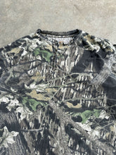 Load image into Gallery viewer, Vintage Duxback Quarter-Button MossyOak Breakup Camo Shirt (L)