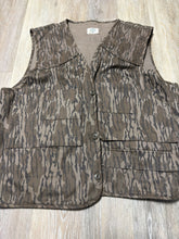 Load image into Gallery viewer, Mossy Oak Bottomland Vest