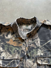 Load image into Gallery viewer, Vintage Mossy Oak Breakup Camo Strap Shirt (XL)