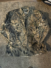 Load image into Gallery viewer, Vintage 80s Mossy Oak Button Up Size 2XL