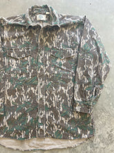 Load image into Gallery viewer, Vintage Mossy Oak Greenleaf Camo Chamois (L)
