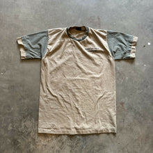 Load image into Gallery viewer, Vintage Mountain View Arkansas Deer T-Shirt (M)