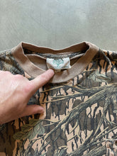 Load image into Gallery viewer, Vintage Mossy Oak Treestand Camo T-Shirt (2XL)