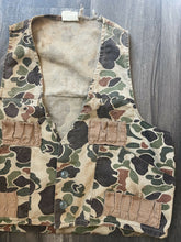 Load image into Gallery viewer, 80’s Duck Camo Bird Hunting Vest (L) 🇺🇸
