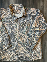 Load image into Gallery viewer, Vintage Mossy Oak Shadowgrass Camo Chamois Shirt (2XL)
