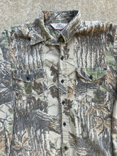 Load image into Gallery viewer, Vintage Redhead Realtree Camo Button Up (L/XL)