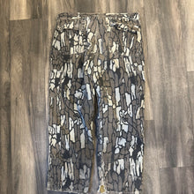 Load image into Gallery viewer, 1990’s Carhartt Trebark Camo Pants (L) (39x30)