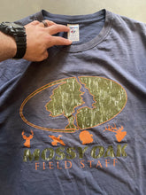 Load image into Gallery viewer, 2000’s Distressed Mossy Oak Field Staff T-Shirt (XL)