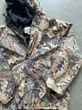 Load image into Gallery viewer, Vintage Woolrich Realtree Advantage Camo Jacket (L)