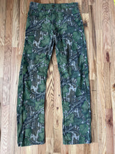 Load image into Gallery viewer, Mossy oak Full foliage hunting camo pattern pants men’s size 32x34 vintage 80s made in USA