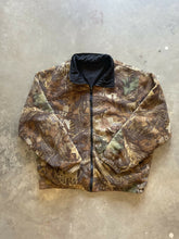 Load image into Gallery viewer, Vintage Realtree advantage Timber Camo Fleece Pullover (L)