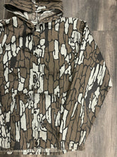Load image into Gallery viewer, Vintage Trebark Camo Lightweight Hoodie (M)