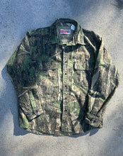Load image into Gallery viewer, 90’s Winchester Trebark Camo Chamois | Size Medium 23x26 | Made in USA