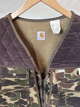 Load image into Gallery viewer, Men’s Carhartt Vintage Duck Camo Hunting Vest 1980s Made In USA Size XL