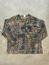 Load image into Gallery viewer, Vintage Superflauge Camo Long Sleeve Shirt (XL)
