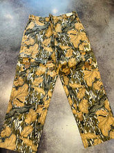 Load image into Gallery viewer, Mossy Oak Original Fall Foliage